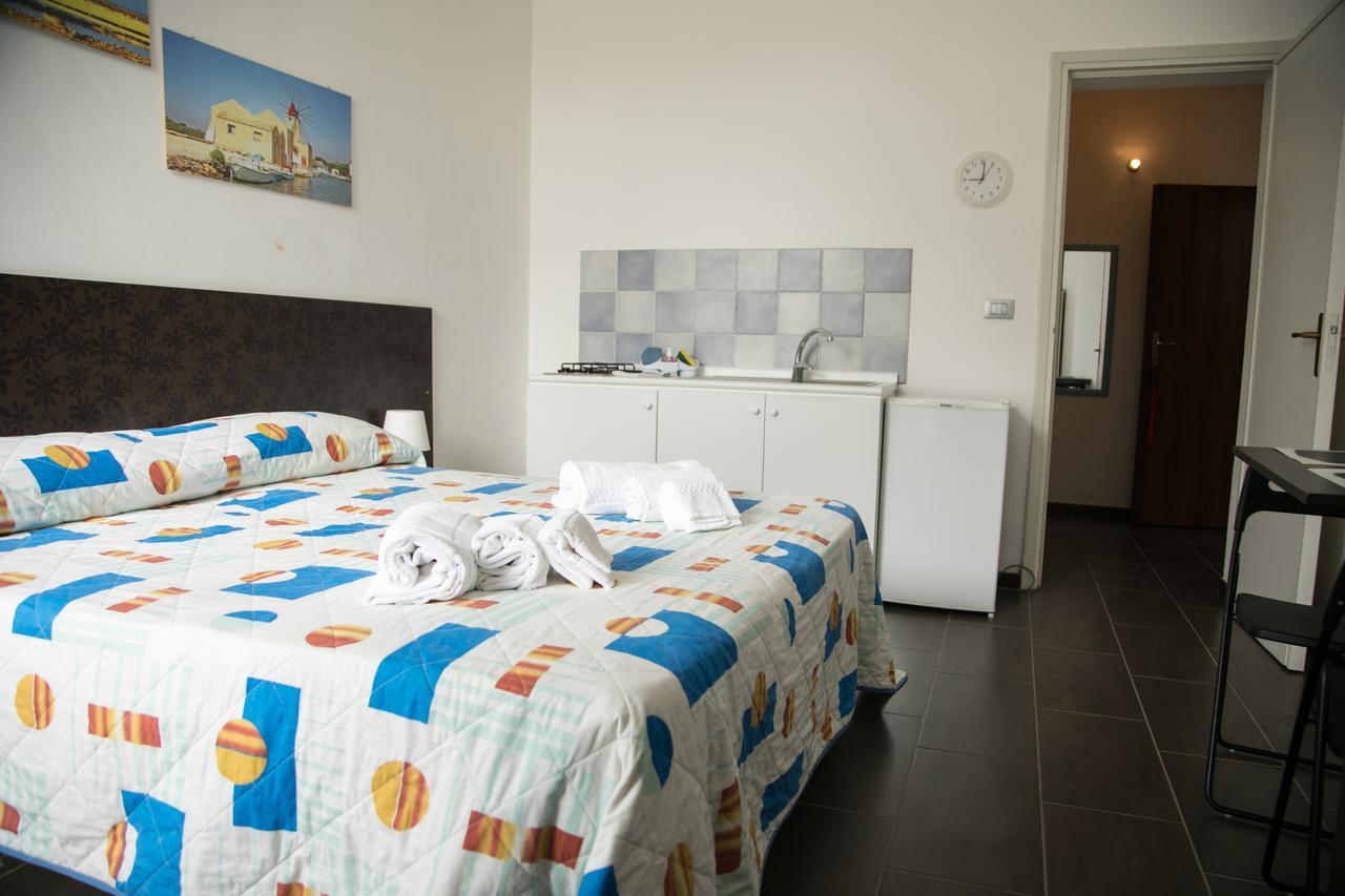 Cavalluccio Marino Apartment ฟาวีญานา ภายนอก รูปภาพ