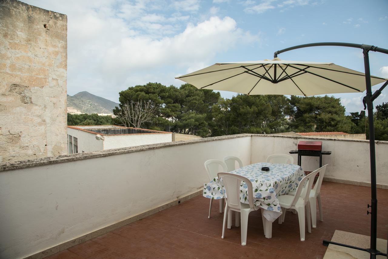 Cavalluccio Marino Apartment ฟาวีญานา ภายนอก รูปภาพ