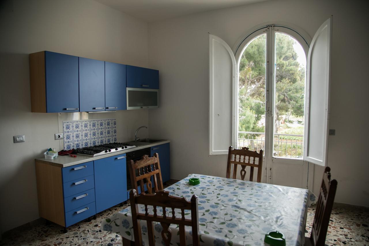 Cavalluccio Marino Apartment ฟาวีญานา ภายนอก รูปภาพ